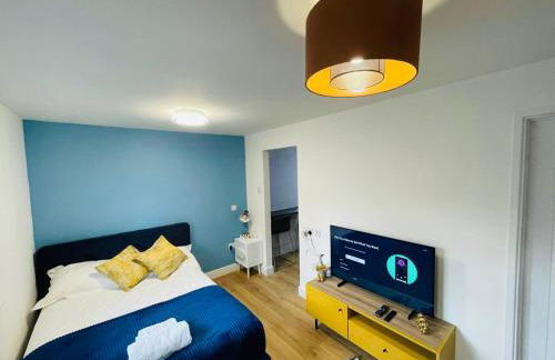 HAYDEN - KENILWORTH STUDIO FLAT 30 m2 - PRIVATE PARKING - Foto 1