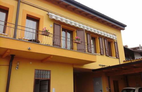 CASA DEL SOLE APPARTAMENTO N° 2 WHITE AND GOLD ROOM - Foto 2