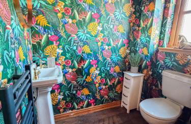 Inverness Holiday House - 2 Bedroom - Photo 23