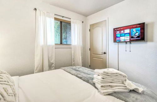 3BR with Patio and Fire pit near Hiking & Downtown - Foto 37