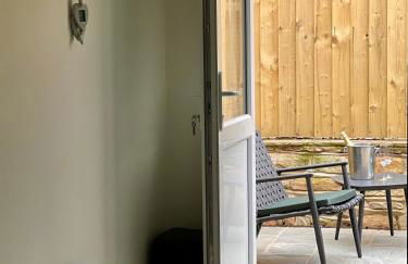 Cedar Retreat Whitby - Foto 6