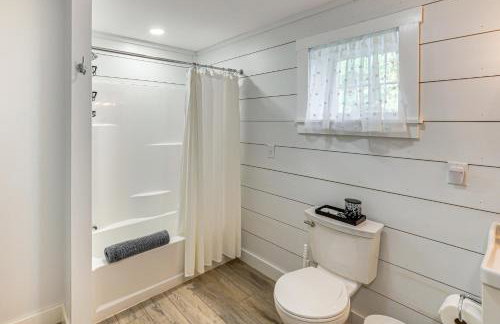 Sunny Stockton Springs Home Less Than 1 Mi to Beach! - Foto 15