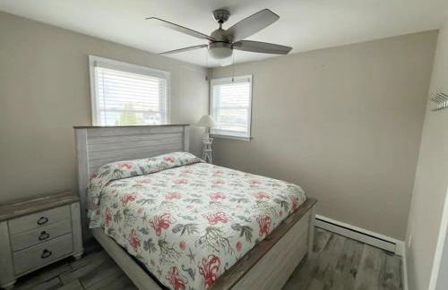 33rd St Unit A 2BR Beach Home Hideaway Parking - Foto 5