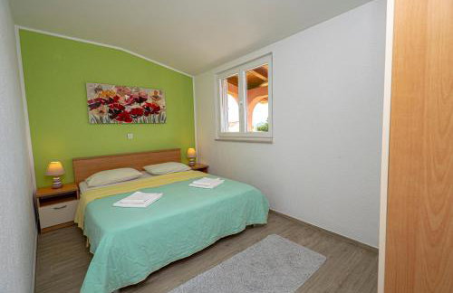 Seaview & Balcony Apartment PETRA - Foto 10