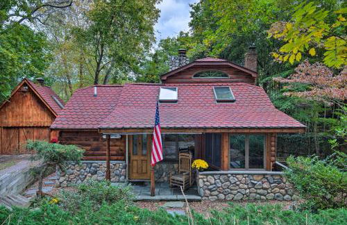 Remote Long Island Lakefront Cabin with Deck and Grill - Foto 24