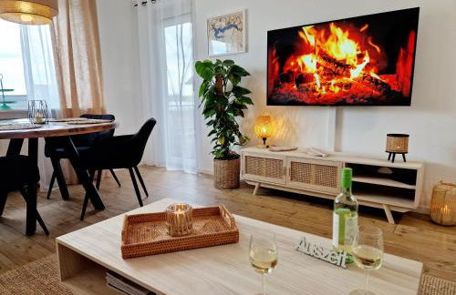 Sonnenhang im Boho-Stil mit Balkon, 500m zum See, 2 Schlafzimmer - Photo 1