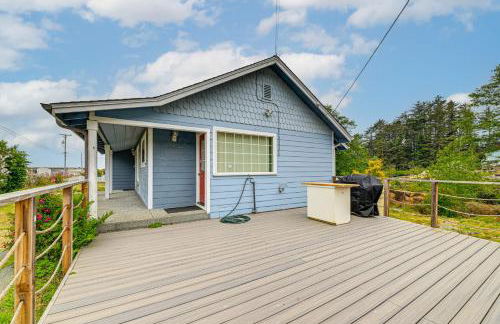 Walk to Beach Cozy Home with Deck in Smith River! - Foto 21