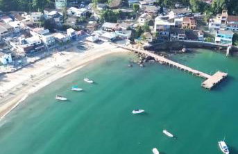 Charlotte Beach Inn - Foto 13