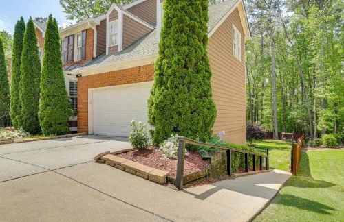 Spacious Yard and BBQ Chic Escape in Lawrenceville! - Foto 24