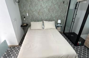 Apartamento con 8 habitaciones y 5 baños - Photo 36