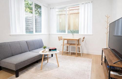 New Modern Private Entire Unit in Heart of Fremont - Walk Score 98 - Photo 2