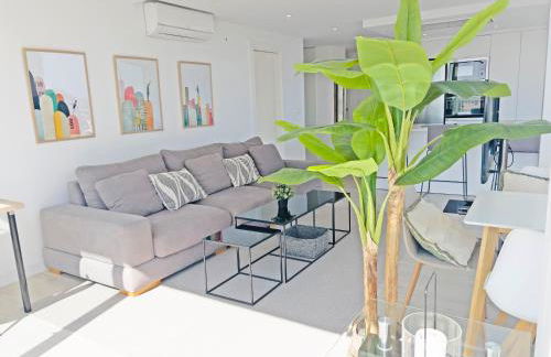 Loft Deluxe, Luminoso, Parking y Piscina - A 100 m del Mar AC - Photo 18