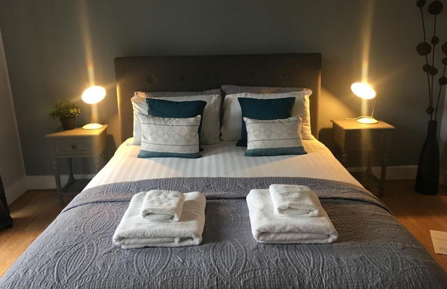 Park Central - One - Photo 6