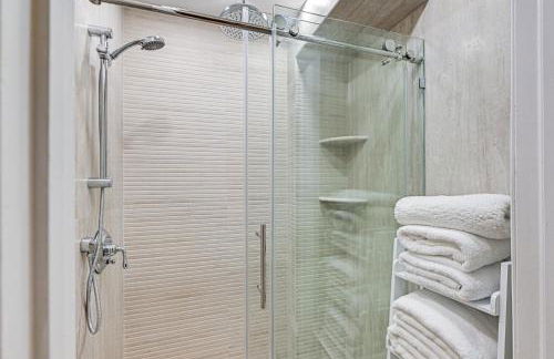 Walk to Harbor! Historic Mamaroneck Guest House - Foto 15