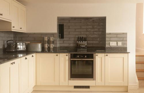 Cottages at the Lugger - Photo 23