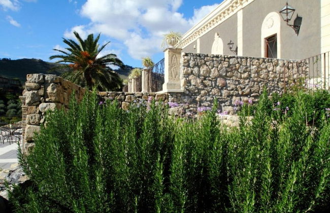 Elegant, Historical Villa with Swimming Pool in Rural Region near Etna - Foto 30