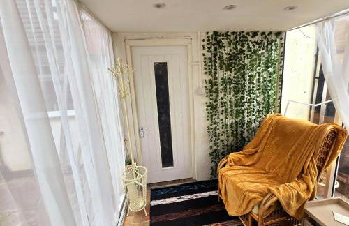 Twenty-One Retreat Surrounded by open landscapes - Foto 14