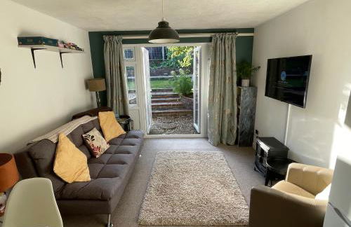 Cosy, Cute Annnex - Photo 3