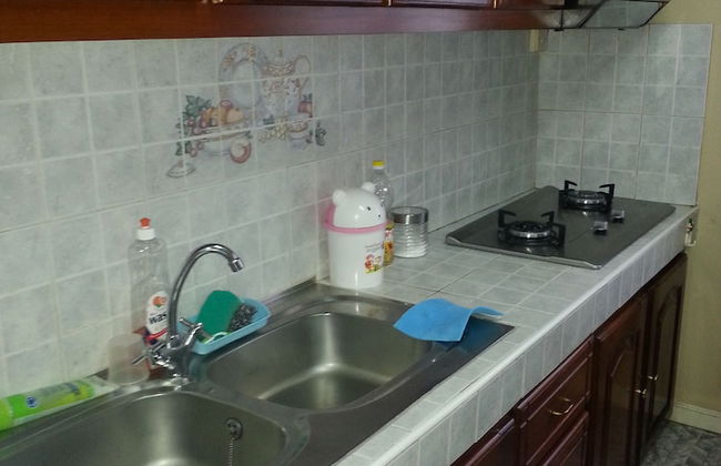 Sunset Beach Apartment - Photo 8