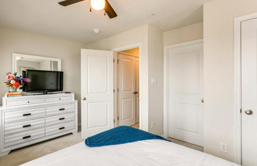 Frederick Townhome with Balcony, Close to Parks! - Foto 15