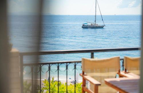 Kaminaki Beachfront Apartments - Foto 73