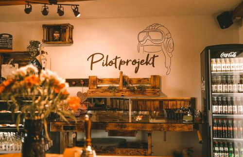 Ferienhaus am Flugplatz, umgeben von Natur - Foto 13