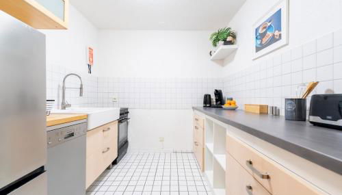 6 people near Basel & Black Forest, stylish, functional - Foto 3