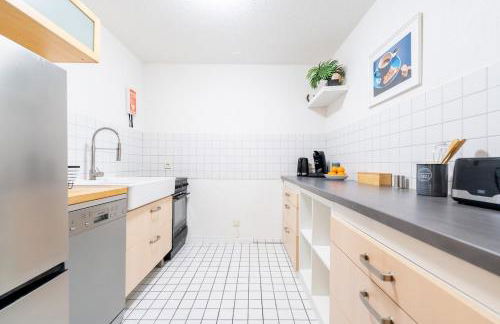 6 people near Basel & Black Forest, stylish, functional - Foto 3