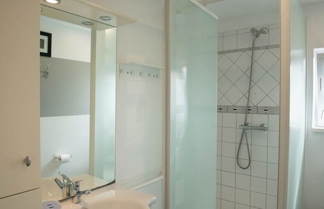 Luxury Villa in Stavelot with Hot Tub - Photo 26