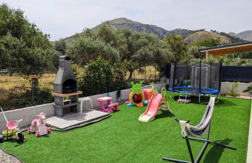 Villa Milicia - New Private Villa near Palermo and Cefalù with Pool, Sea View Terrace, Playground and Large Parking - Foto 10