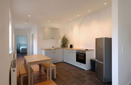 Travel Art Boardinghouse - Photo 11