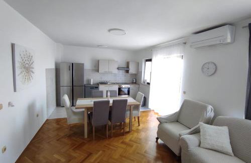 House Silva - Photo 12