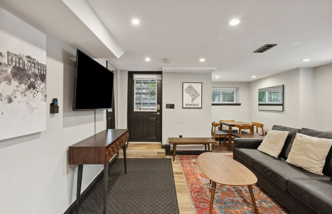 Charming 2BR Townhouse Condo in Heart of DC - Foto 10