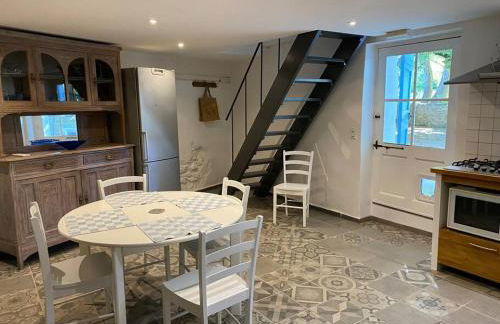 Montjoïa Le gîte bleu - Photo 2