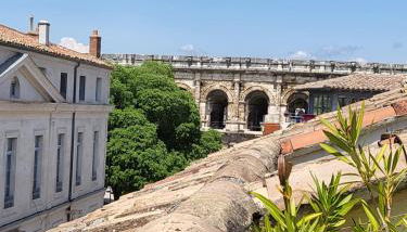 La Dolce Vita Nîmoise Terrasse 100 m des Arènes - Foto 1