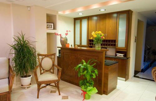 Hotel Viana - Photo 11