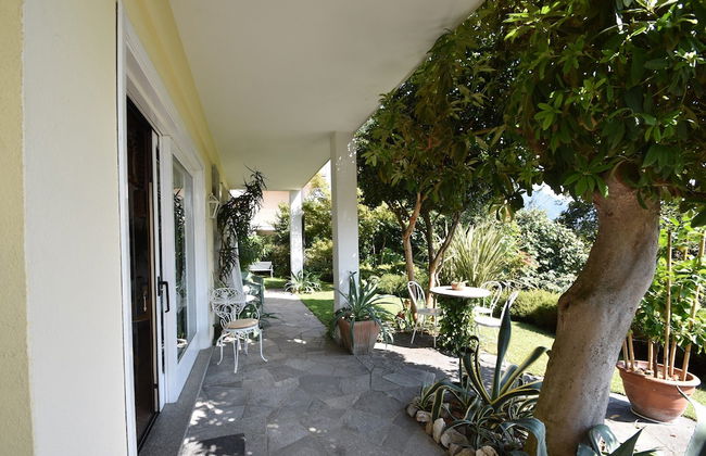 Chalet by Lake Maggiore With Garden Views - Foto 15