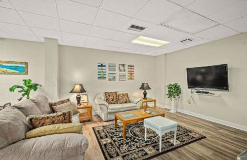 Cozy Ocean Condo with Pool Small Dog Friendly - Foto 33