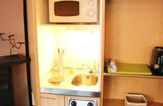Modern Private Studio Room - Foto 11