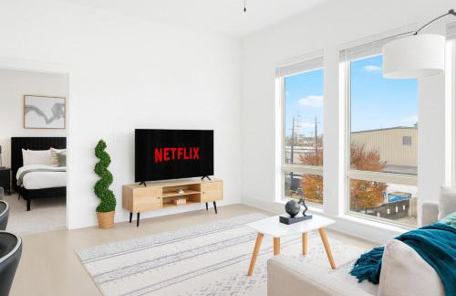 Luxury 2BR Steps from Railroad Park - Foto 2