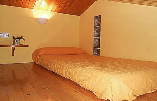 Apartamentos Turismo Rural Casa Santorroman - Foto 15