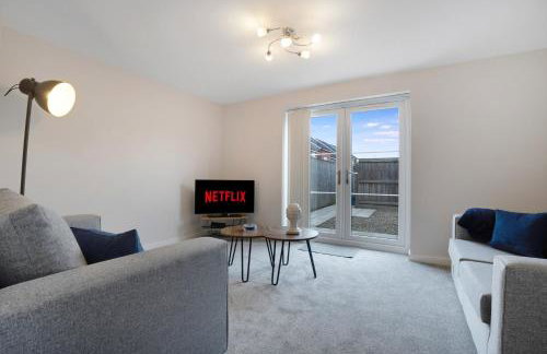 New! Charming 2-bed Home in Nevis Walk, Sleeps 4! - Foto 43