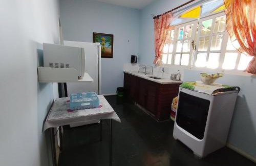 Cabo Frio, casa estilo colonial, ampla e confortável. - Foto 18