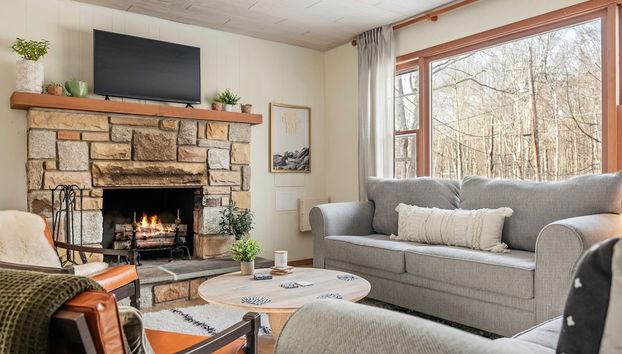 Burrow by Bidwell Cozy Arrowhead Lake Escape With Pools and Outdoor Adventures - Foto 5, Habitación