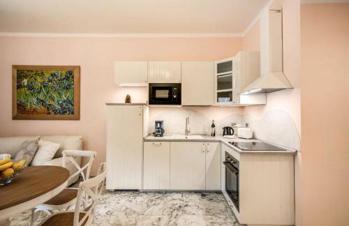 La Dolce Vita Of Via Veneto - Prestigious Apartment With Wonderful Terrace In the Historic Center - Foto 39