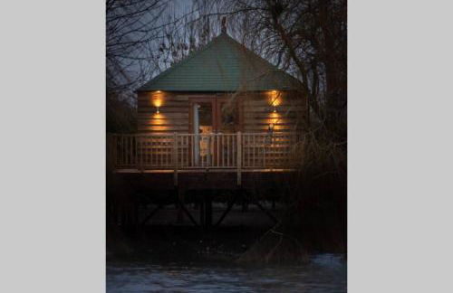 The Treehouse - Sleeps 4 - Foto 16