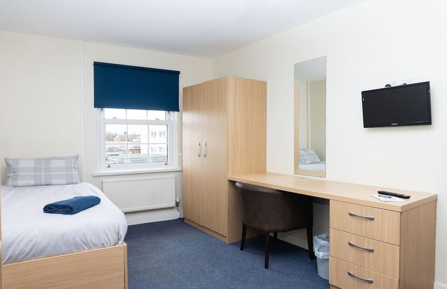 Spa Court - Photo 17