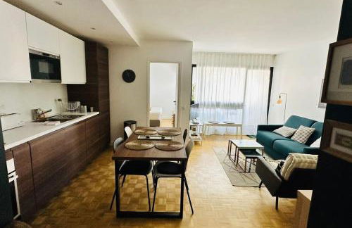 Charming T2 with balcony near the Bastille - Foto 1