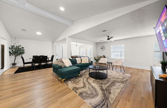 Spacious 6 Bed House Airport Pet Friendly AFB - Foto 15