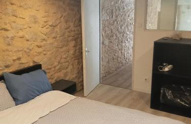 Appt climatisé, 4 à 6 couchages Tarn, Albi, Gaillac, Cordes, Wifi gratuit, boîte à clés, proche commodités et gare routière- - Foto 13
